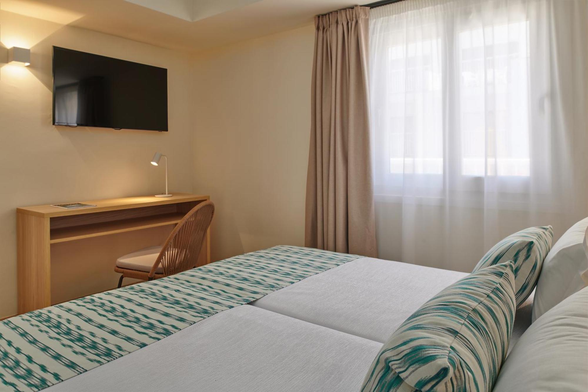 Grupotel Mar De Menorca Es Canutells Exterior foto